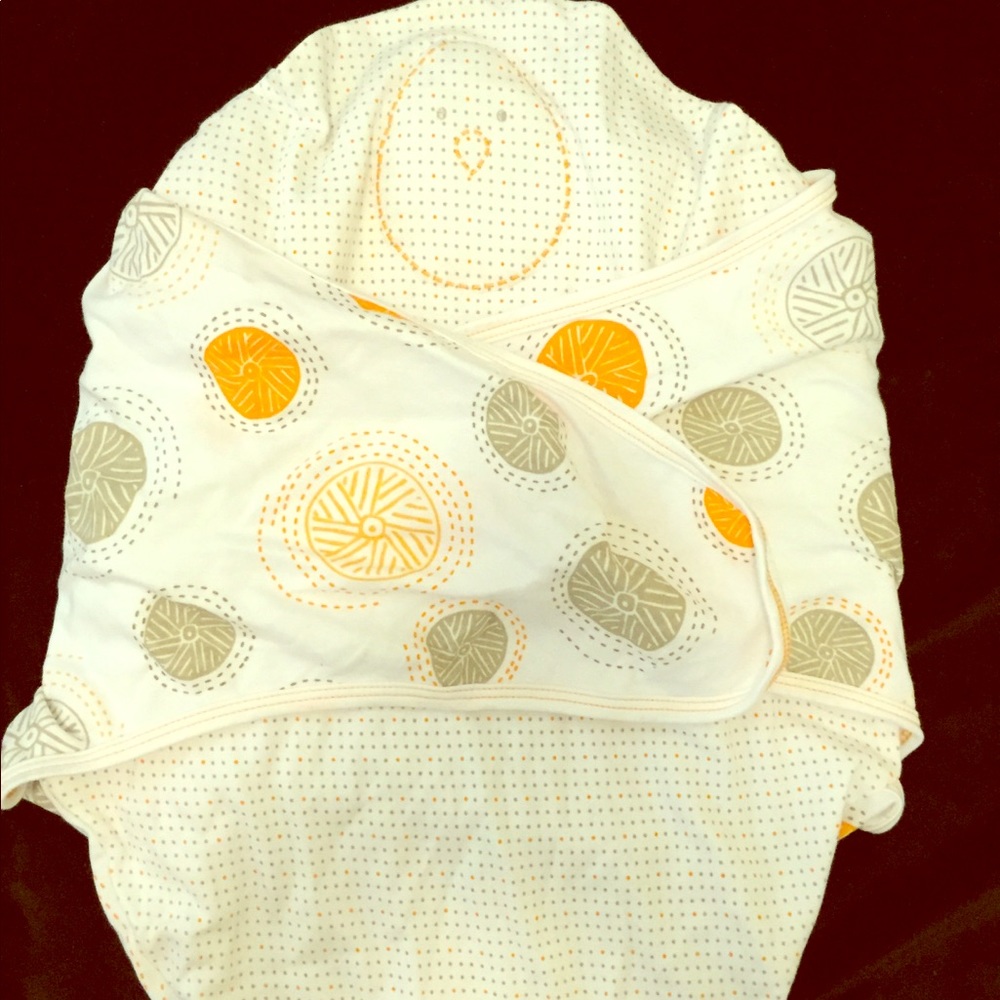Nested bean weighted zen swaddle